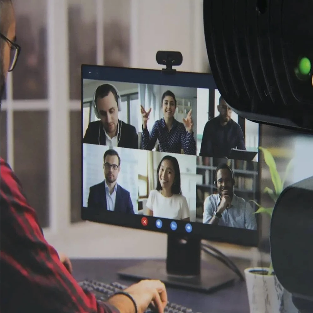 New in Box: Vivitar Digital Webcam with Clip